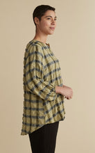 Load image into Gallery viewer, Cut Loose Crinkle Plaid Balloon Sleeve Top