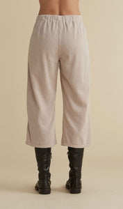 Cut Loose Lux Cord Easy Crop Pant