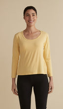 Load image into Gallery viewer, Cut Loose Light Lycra Jersey 3/4 Sleeve Scoop Top