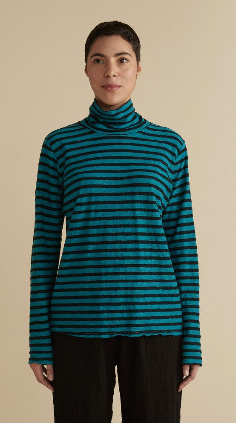 Cut Loose Black/Natural Stripe Long Sleeve Turtle Neck Top