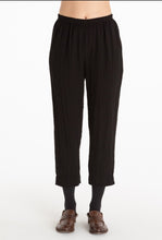 Load image into Gallery viewer, Cut Loose Fall Parachute Tapered Crop Pant