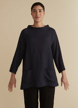 Load image into Gallery viewer, Cut Loose Fall Parachute Raglan Pocket Top