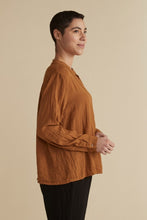 Load image into Gallery viewer, Cut Loose Fall Parachute Front Pleat Top