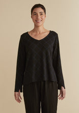 Load image into Gallery viewer, Cut Loose Diamond V-Neck Pullover